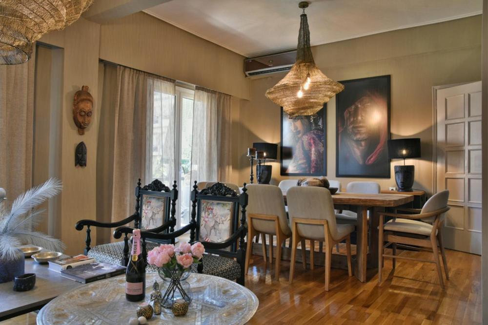 Pepromeno Luxury Apartment In The City Center Каламата Экстерьер фото
