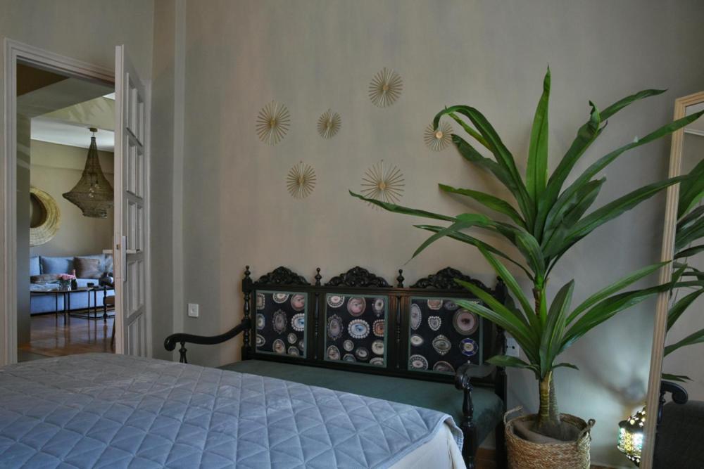 Pepromeno Luxury Apartment In The City Center Каламата Экстерьер фото