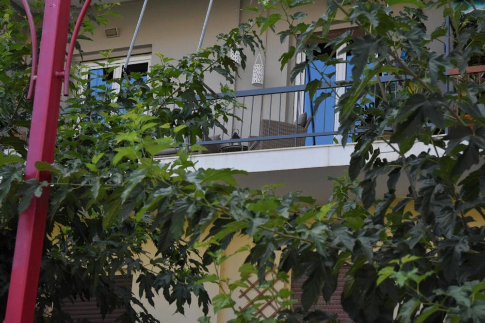 Pepromeno Luxury Apartment In The City Center Каламата Экстерьер фото